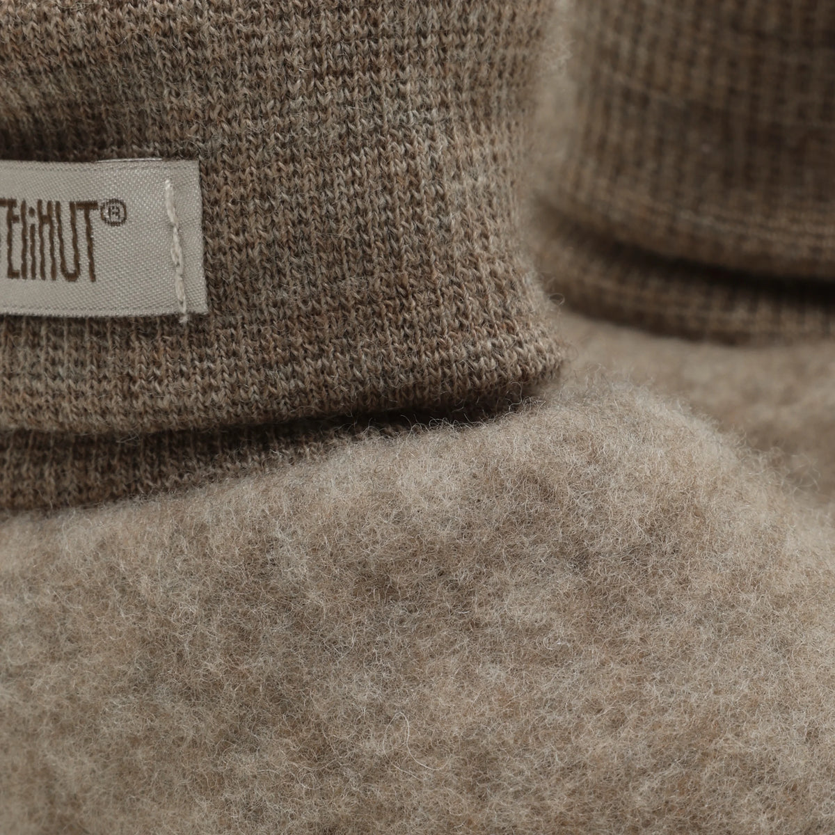 HUTTEliHUT Footies Wool Fleece - Savannah Melange