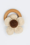 Colori Ribelle Gehaakte rammelaar bloem - hatshoe