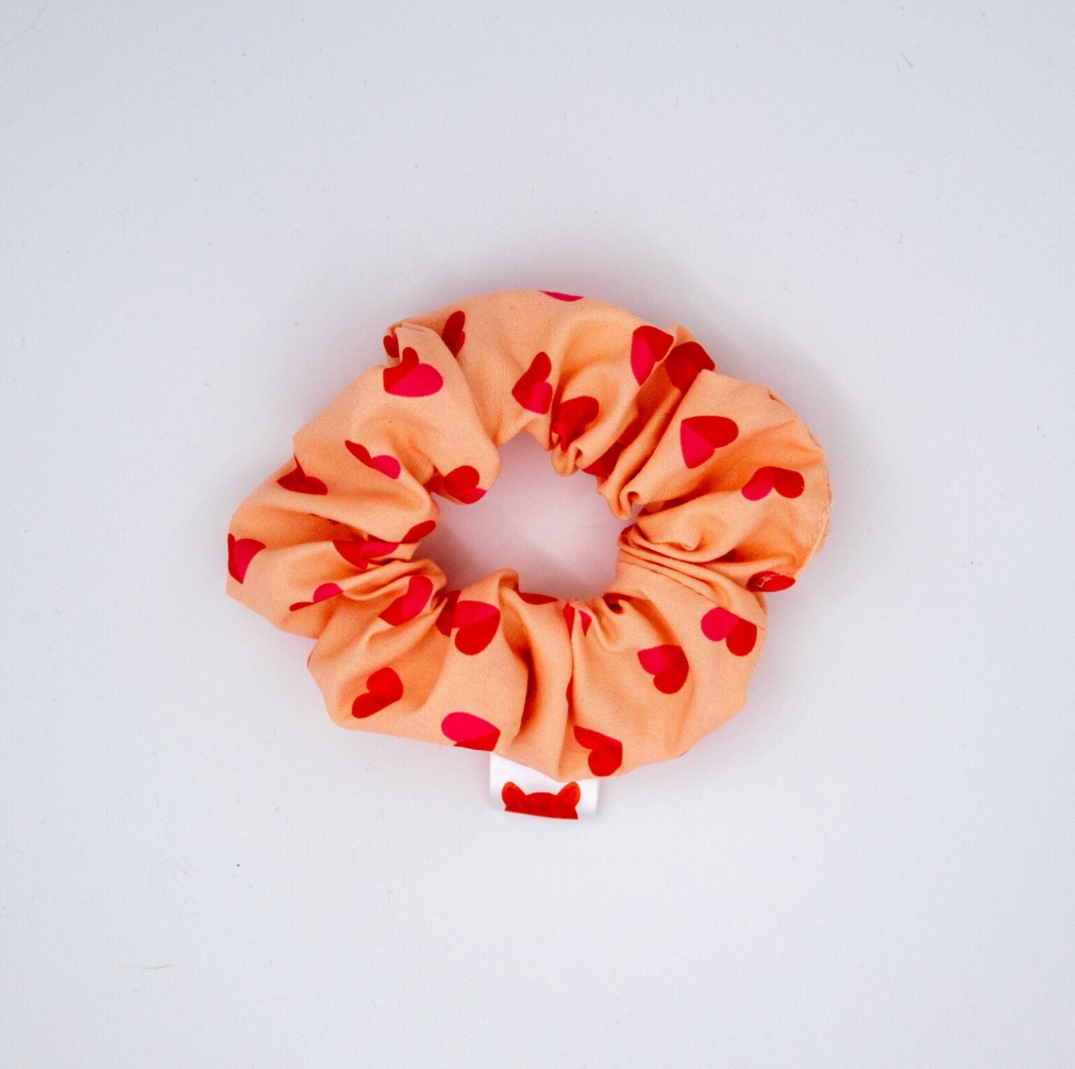 Colori Ribelle Scrunchie peach hearts - hatshoe