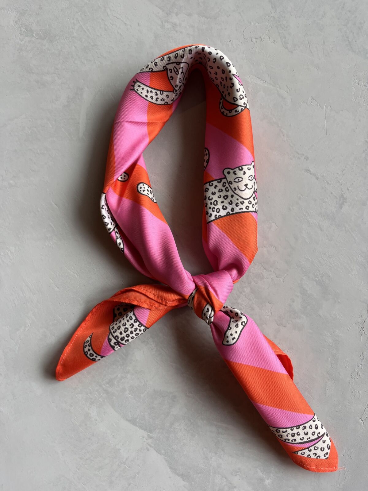 Colori Ribelle Sjaaltje roze panter - hatshoe