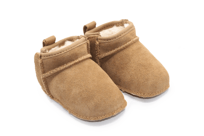 Ugg Baby Mini - Chesnut - hatshoe