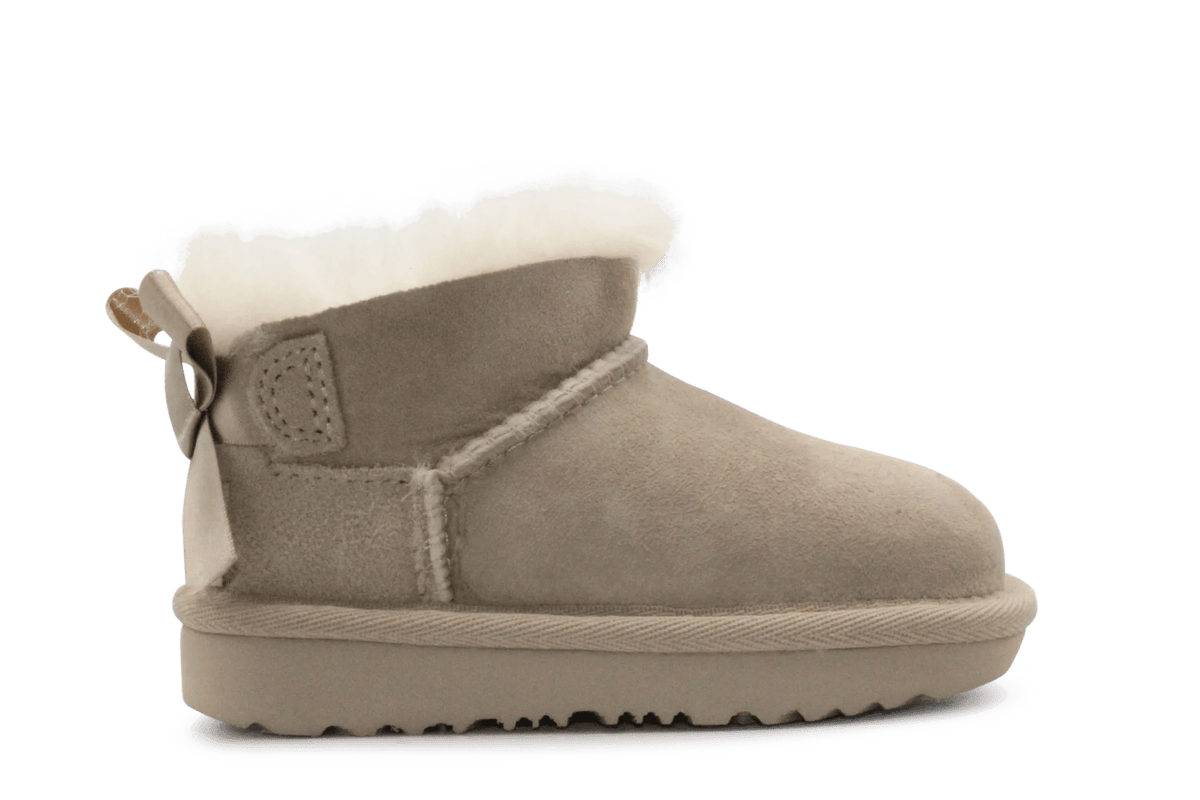 Ugg Kids Ultra Mini Bailey Bow II Laars - Sand - hatshoe