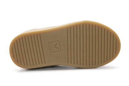 Veja Klittenband Schoen V90-Small Leer - Pure Golf Almond - hatshoe
